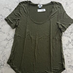 Old Navy Dark Green Short Sleeve Tee